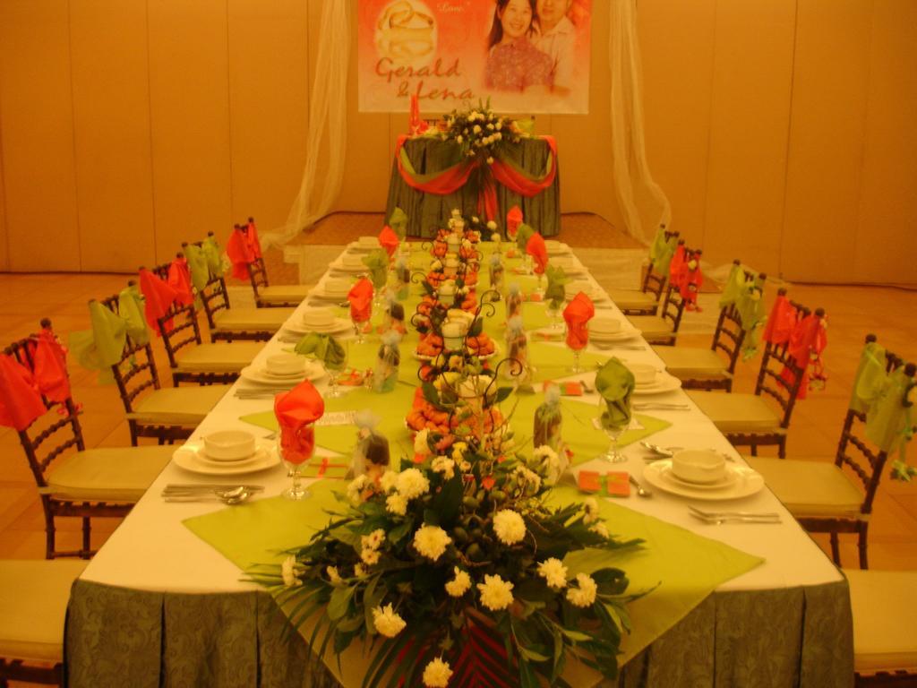 Bacolod Business Inn 外观 照片